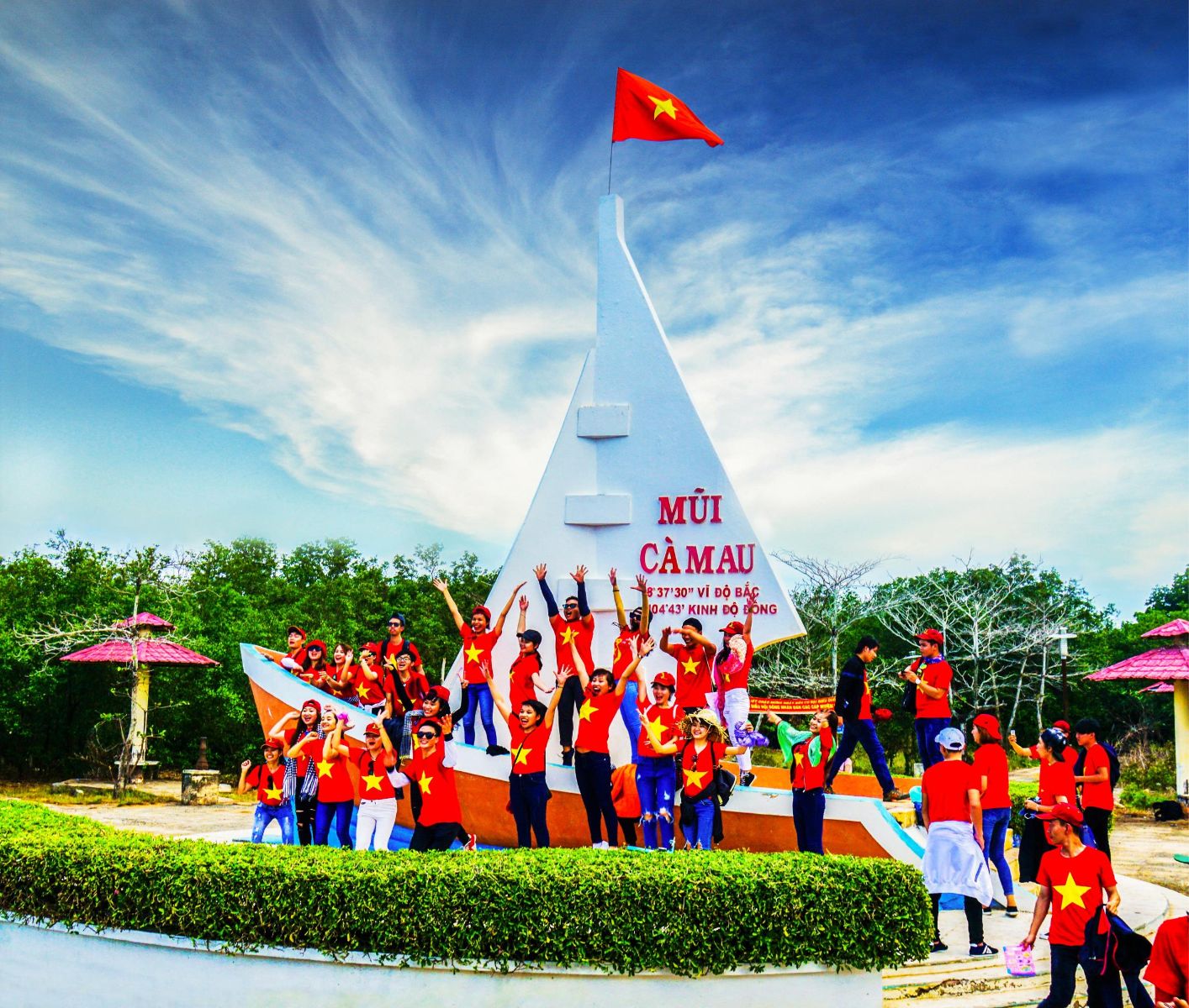 Thuê xe 7 chỗ Kia Carnival 2022 8 chỗ ghế đi Cà Mau - Nguyễn Duy Travel cho thuê xe 7 chỗ Cần Thơ.